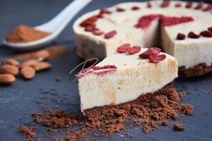 Vanilkový cheescake s karamelovým korpusem