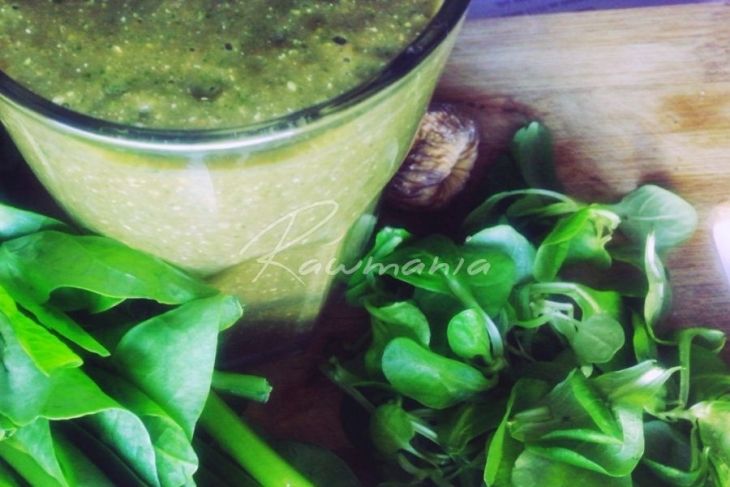 Osvěžující ranní smoothie z polníčku